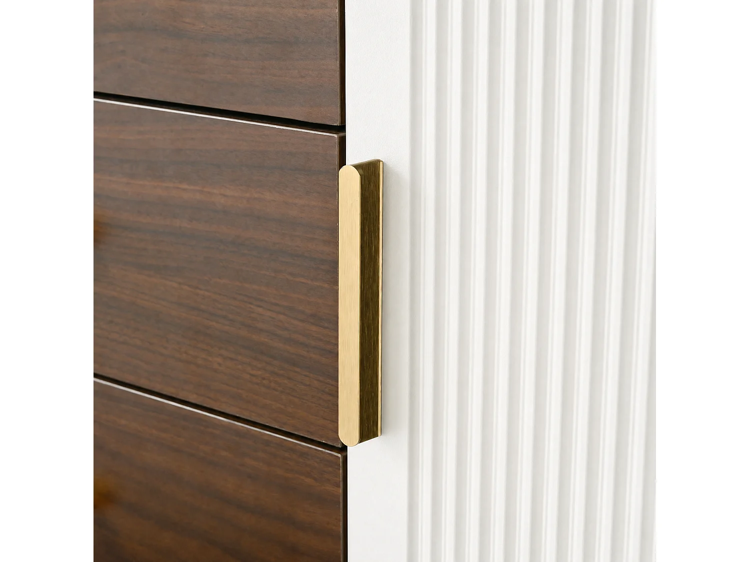 Meuble TV de luxe 180x40x46cm - 3 portes et 3 tiroirs - Verre brun - Angles arrondis - MDF - Blanc