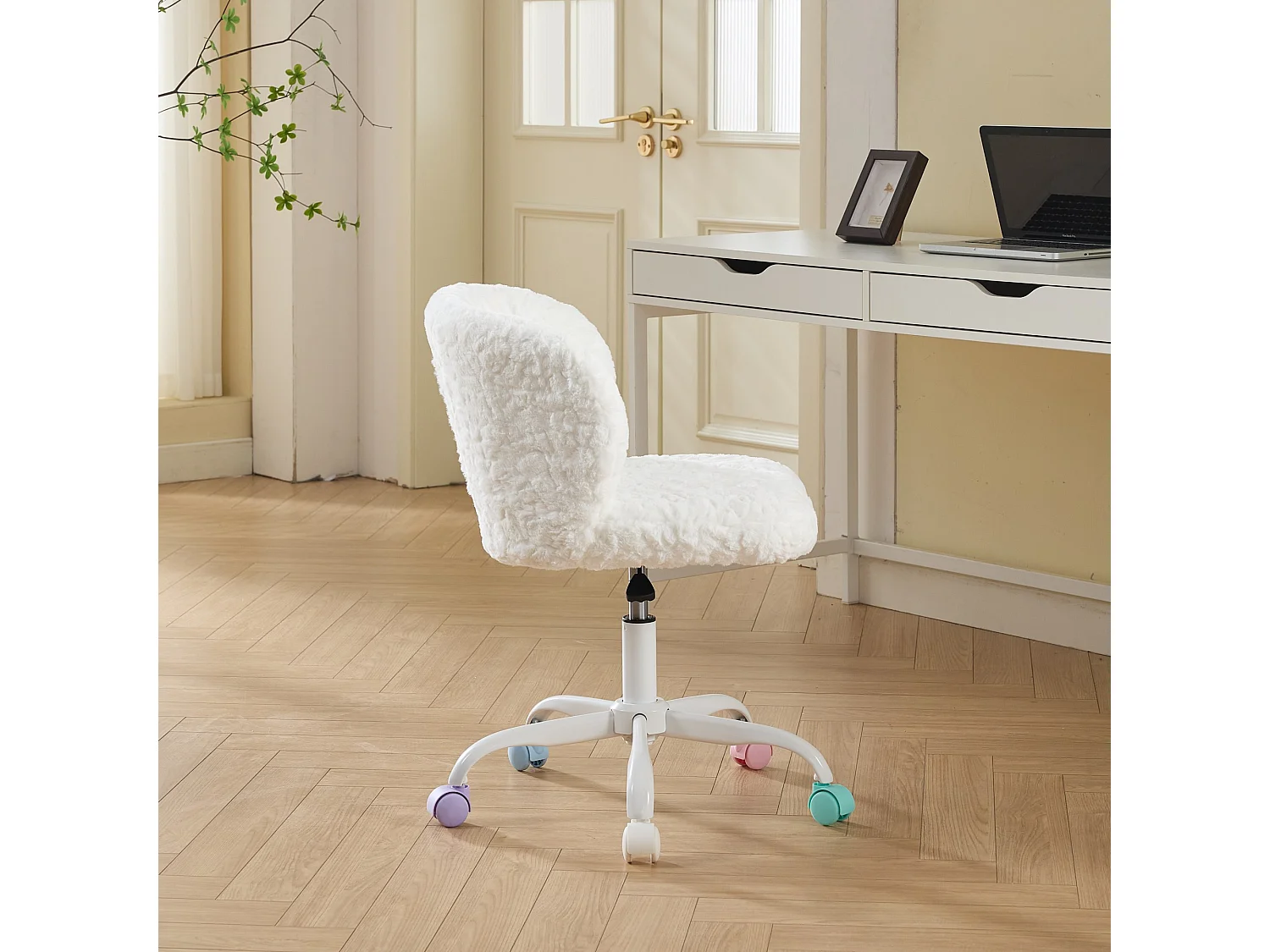 Chaise de bureau pivotante en tissu crème avec réglable hauteur - Pour chambre, bureau et dortoir
