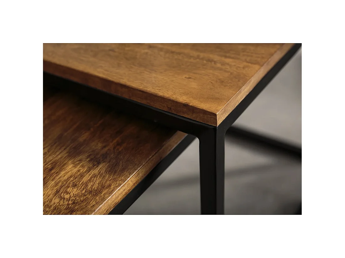 Mesas bajas apilables VORTEX de madera maciza Sheesham y metal negro – lote de 2 mesas diseño industrial