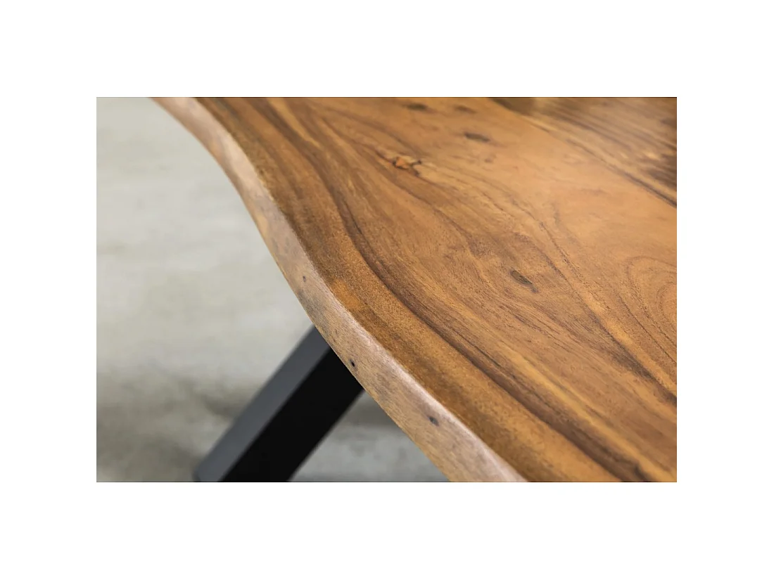Couchtisch ARKAYA 120 cm aus massivem Akazienholz mit schwarzen Metallbeinen in X-Form
