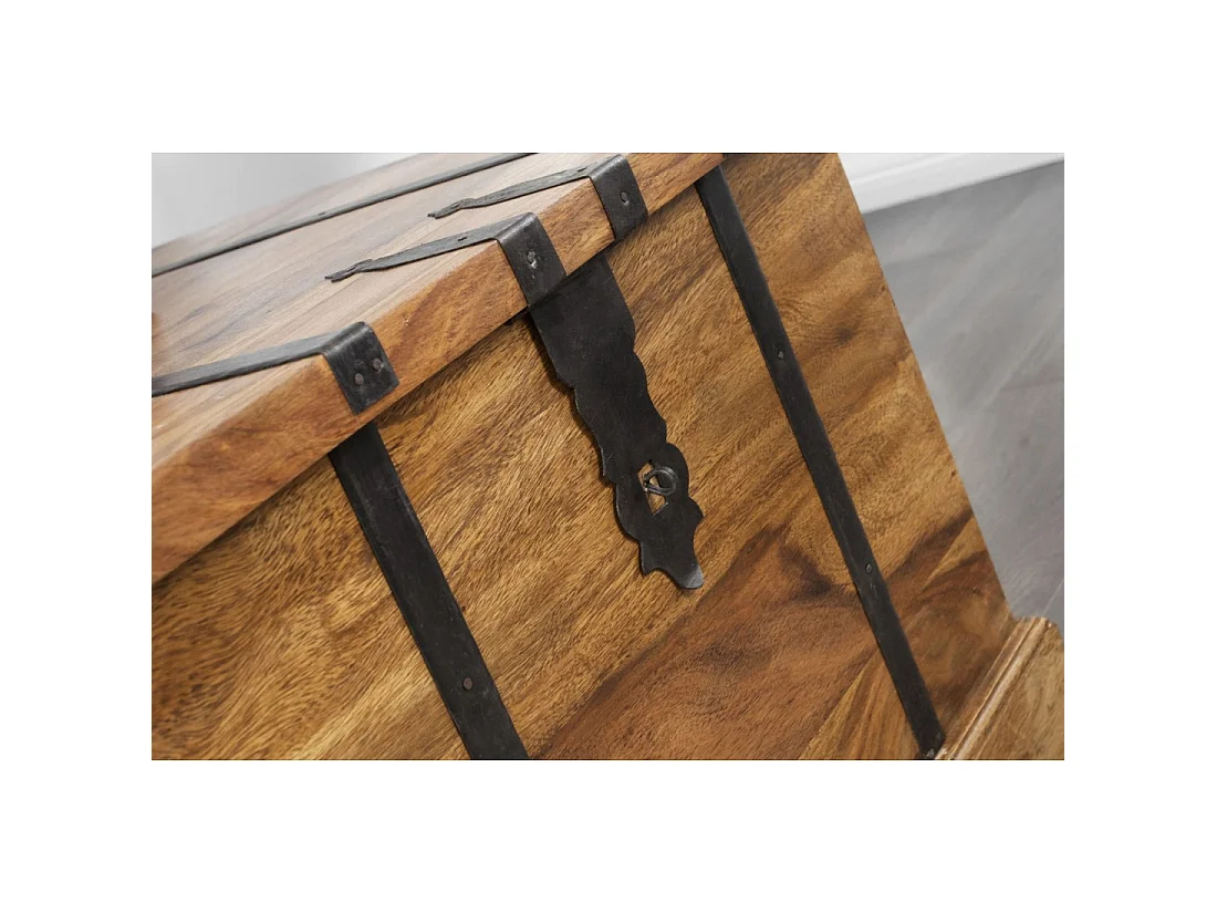 Mesa baja cofre TRESORO de 100 cm en madera de Sheesham maciza con almacenamiento para botellas