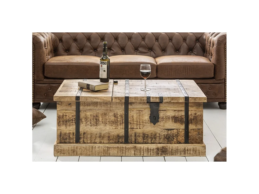 Mesa de centro cofre TRESORO 100 cm en madera de mango macizo con almacenamiento para botellas