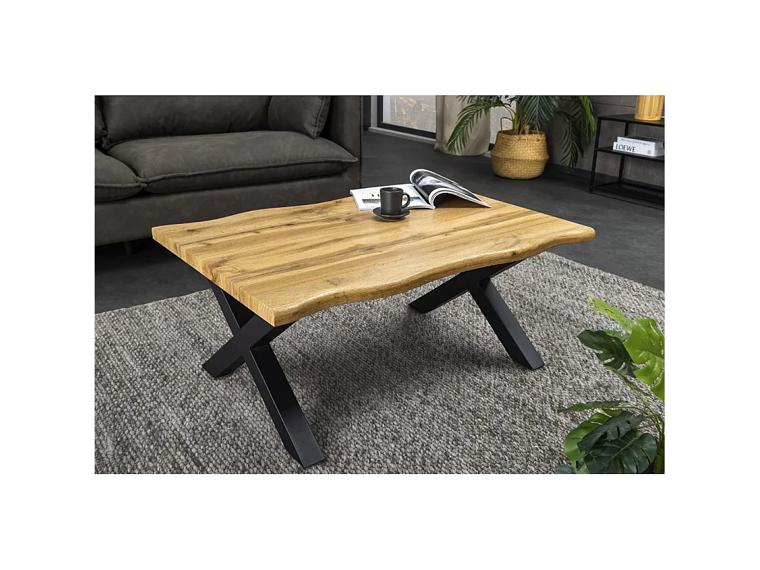 Table basse RIVET en bois naturel et pieds en métal noir en X – robuste Tisch im Industriedesign