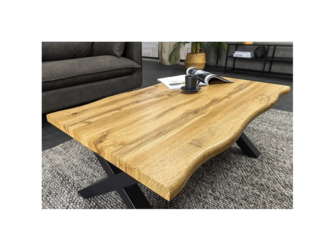 Table basse RIVET en bois naturel et pieds en métal noir en X – robuste Tisch im Industriedesign