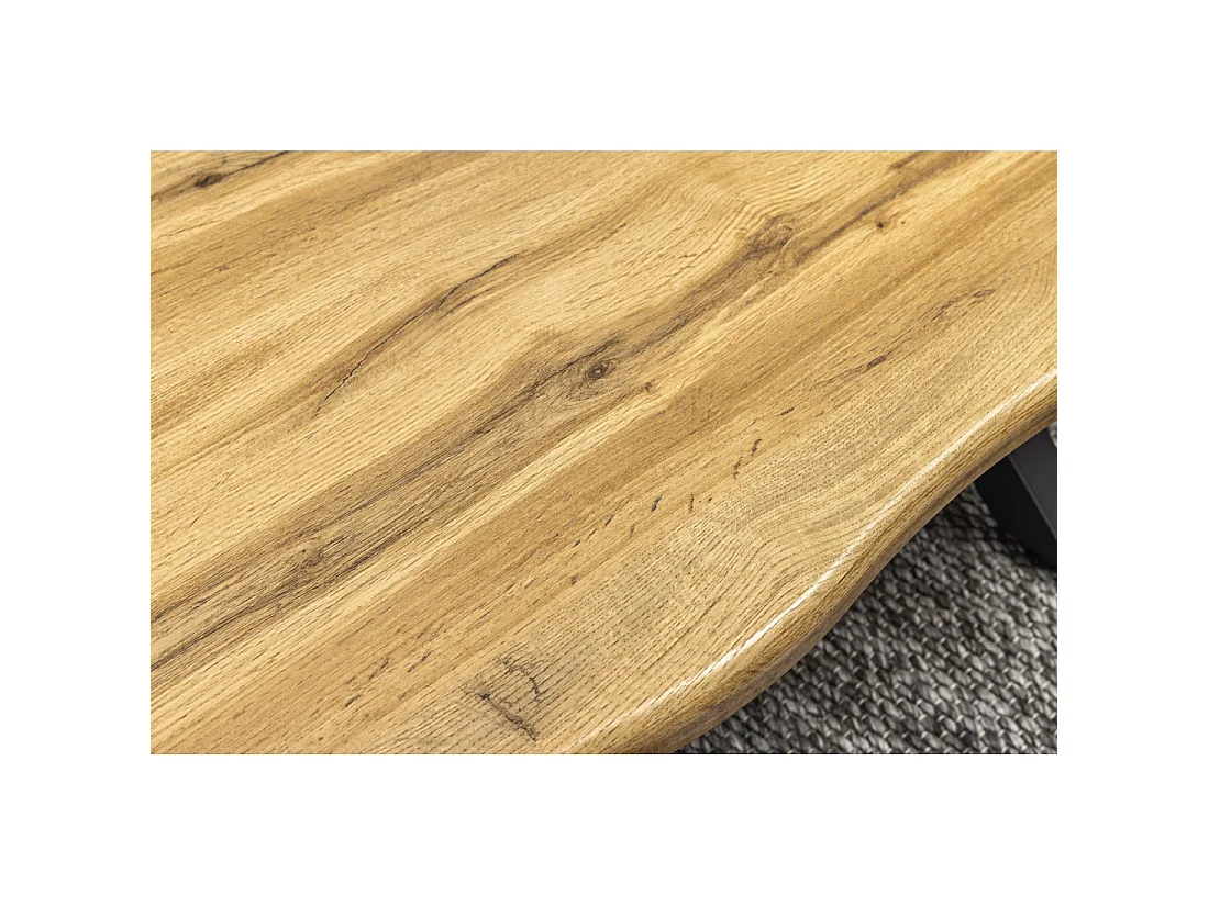 Table basse RIVET en bois naturel et pieds en métal noir en X – robuste Tisch im Industriedesign
