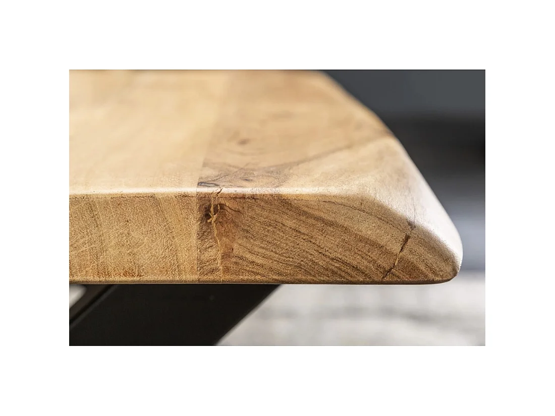 Couchtisch ARKAYA 110 cm aus massivem Akazienholz mit schwarzen Metallbeinen in X-Form