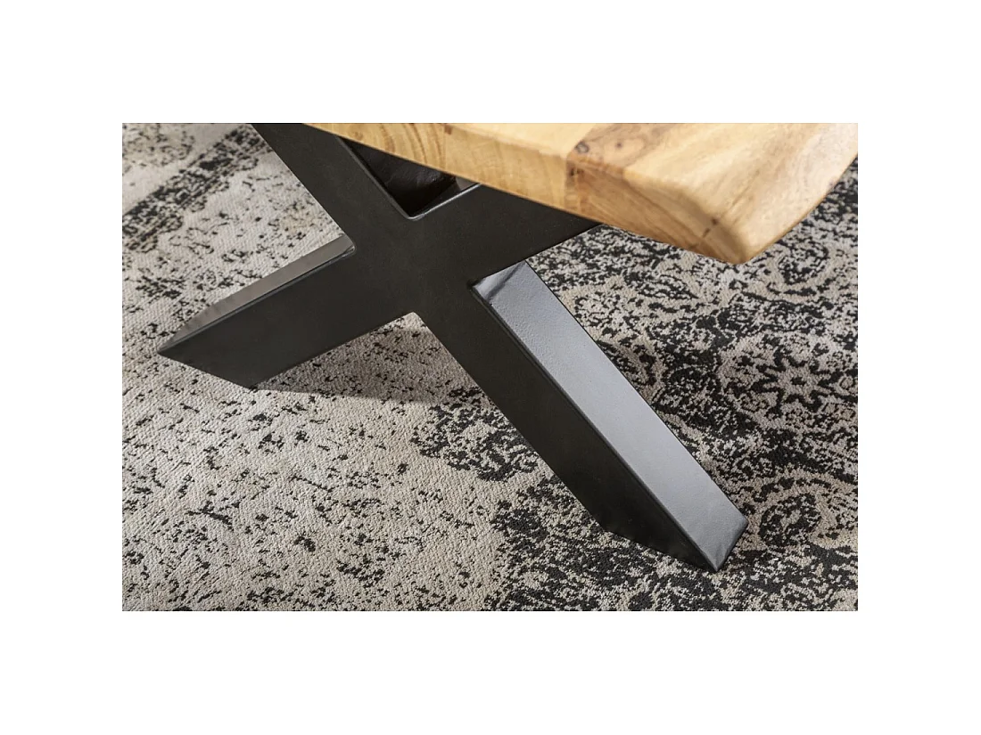 Couchtisch ARKAYA 110 cm aus massivem Akazienholz mit schwarzen Metallbeinen in X-Form