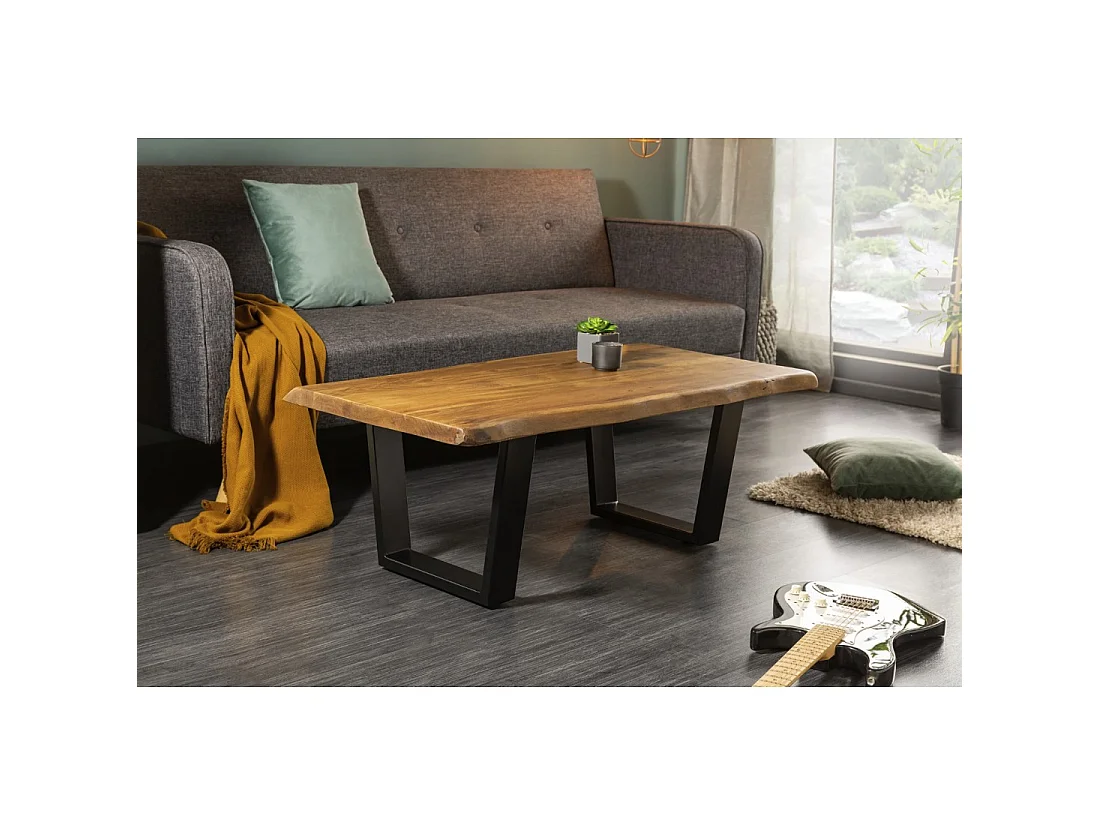 Couchtisch ARKAYA 110 cm aus massivem Akazienholz mit schwarzen Metallbeinen in U-Form