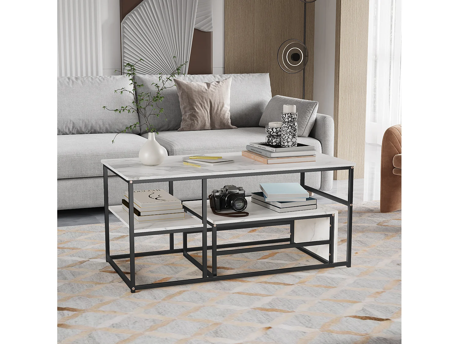 Ensemble de deux tables basses gigognes, plateau en marbre blanc, pieds noirs, style élégant, gain de place dans le salon.