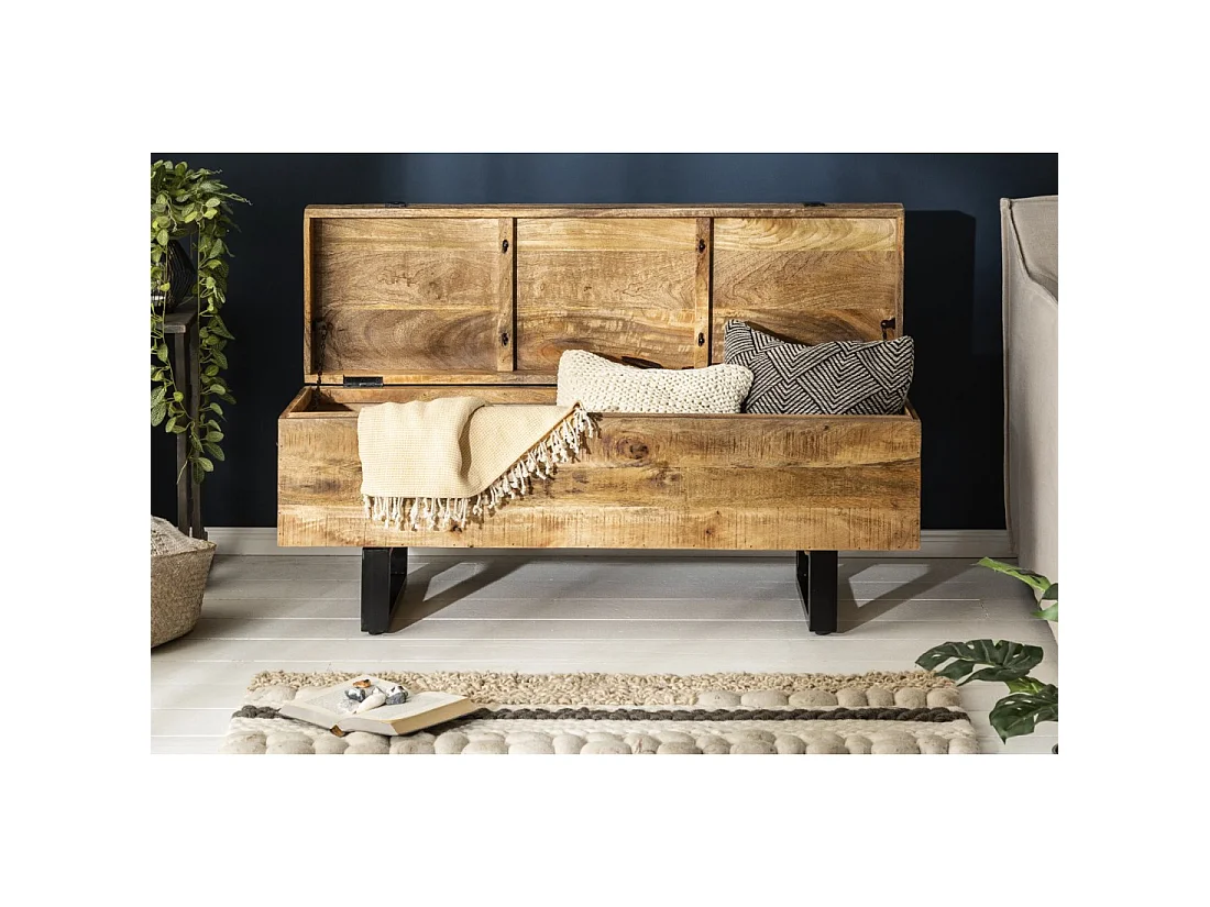 Table basse ou banc coffre MERAX 115 cm en bois de manguier massif et métal style industriel