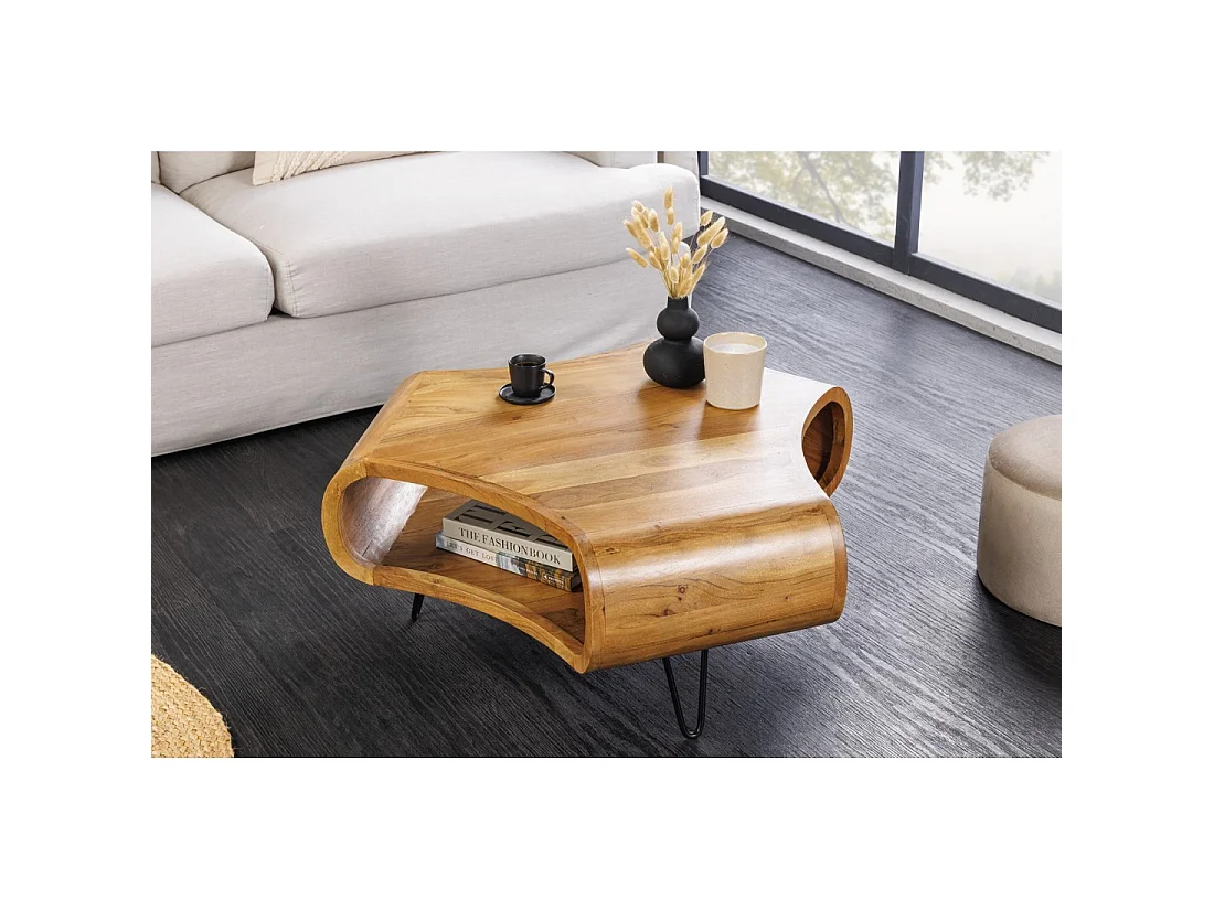Couchtisch NERA 90 cm aus massivem Akazienholz mit Ablage und schwarzen Metallbeinen – Retro-Industriestil