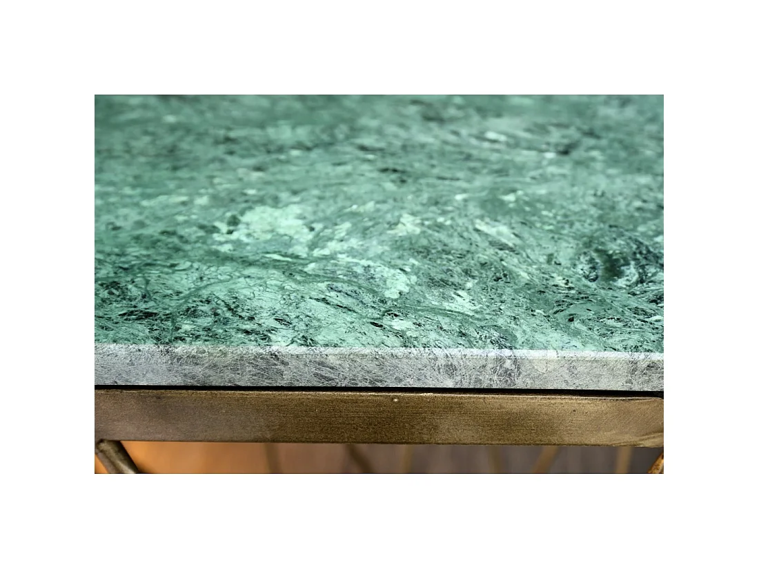 Couchtisch NEXORA 50 cm aus grünem Marmor und goldenem Metall mit geometrischem Design