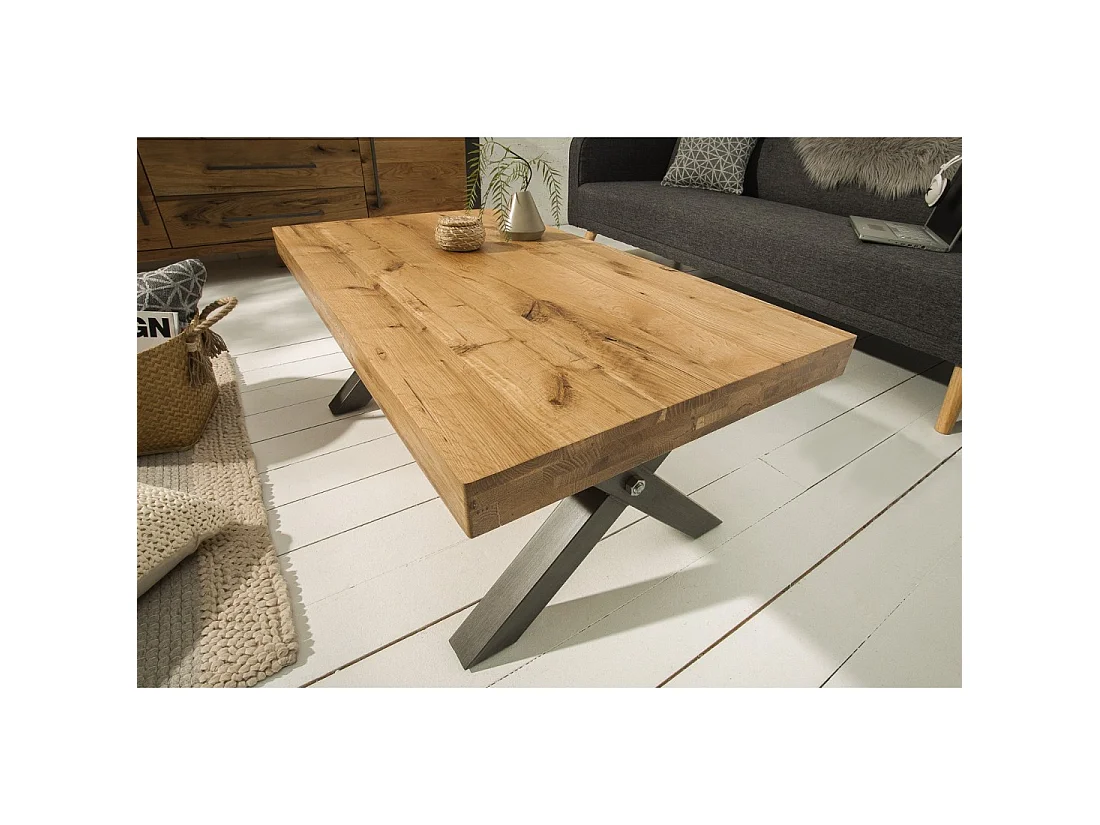 Mesa baja CAVARA 110 cm en madera maciza de roble aceitado con patas de metal negro en X - estilo industrial