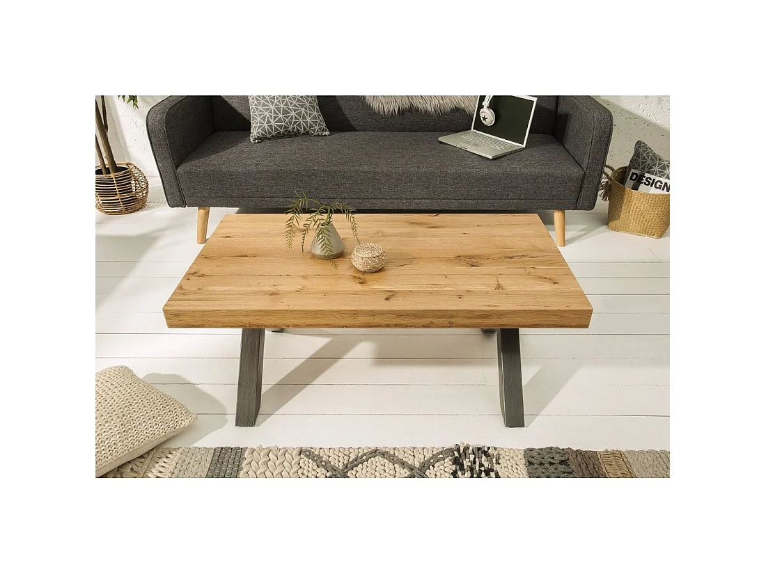 Mesa baja CAVARA 110 cm en madera maciza de roble aceitado con patas de metal negro en X - estilo industrial