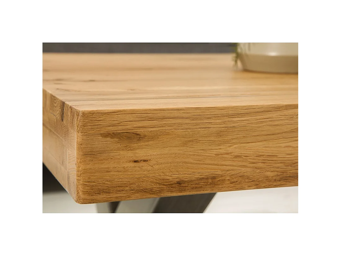 Mesa baja CAVARA 110 cm en madera maciza de roble aceitado con patas de metal negro en X - estilo industrial