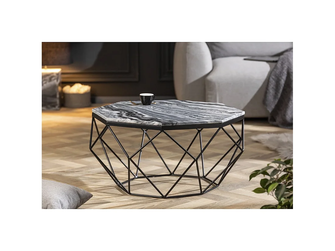Lage tafel NEXORA 70 cm in grijs marmer en zwart metaal met geometrisch ontwerp