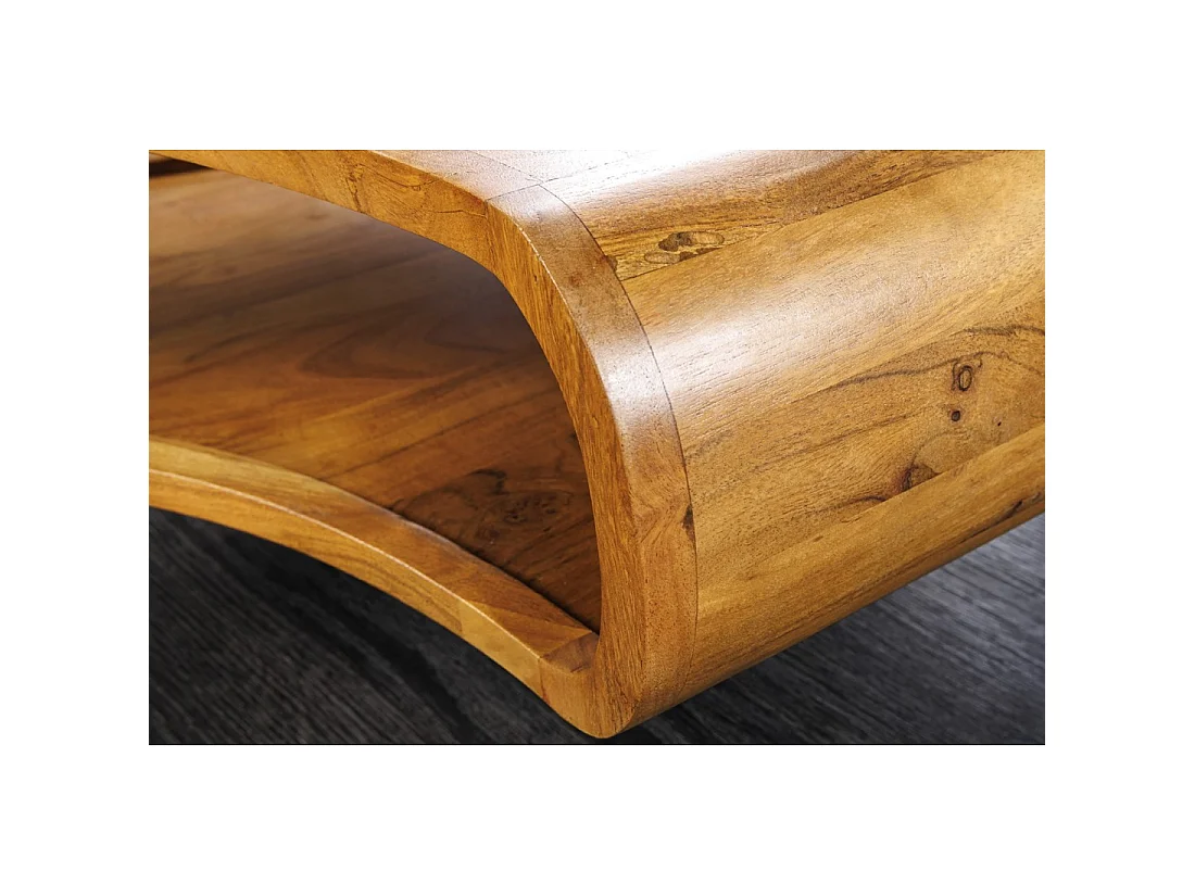 Couchtisch NERA 70 cm aus massivem Akazienholz mit Ablage und schwarzen Metallbeinen – Retro-Industriestil