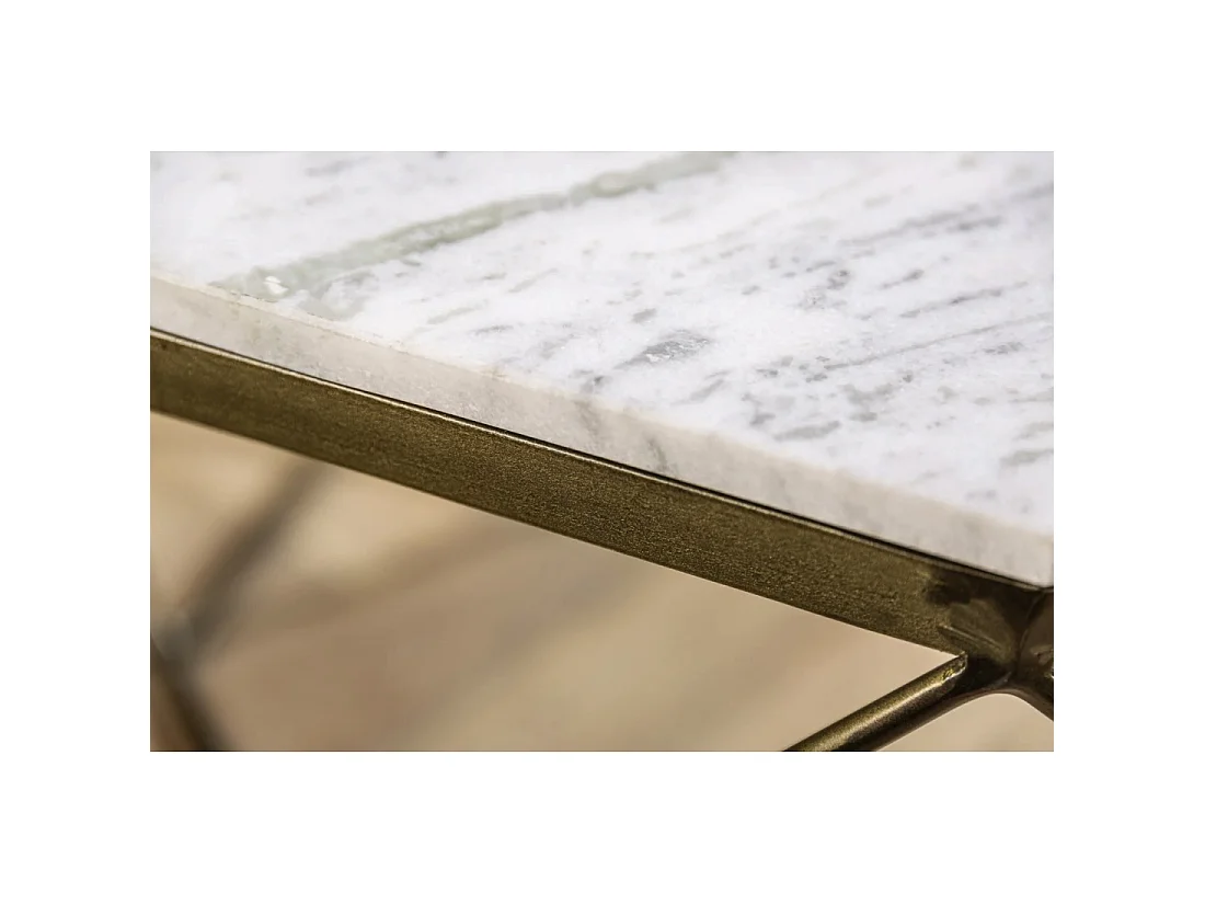 Couchtisch NEXORA 70 cm aus weißem Marmor und Metall mit Messing-Finish im geometrischen Design