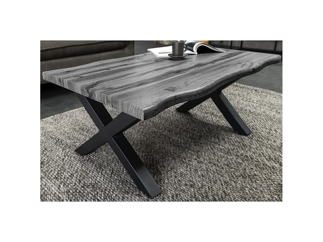 Mesa baja RIVET efecto madera gris y patas metálicas negras en X – mesa de diseño industrial moderno