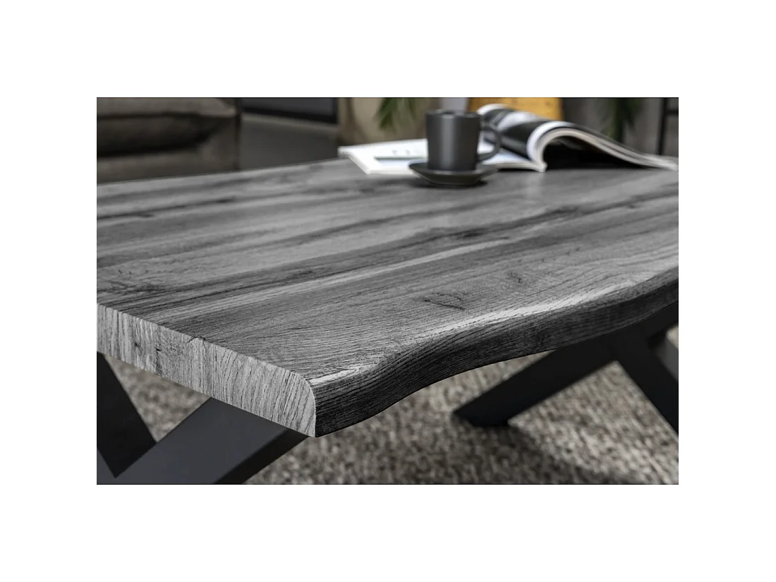 Mesa baja RIVET efecto madera gris y patas metálicas negras en X – mesa de diseño industrial moderno