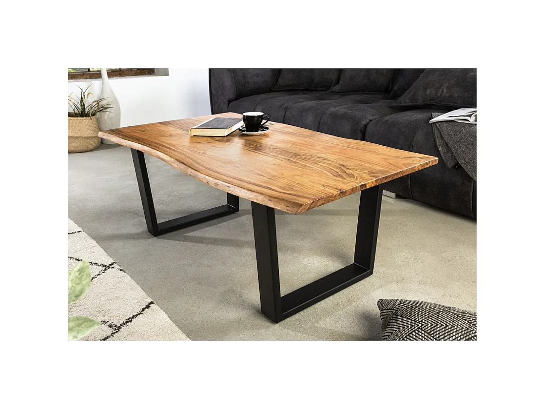 Table basse ARKAYA 120 cm en bois d'acacia massif avec pieds en métal noir en forme de U