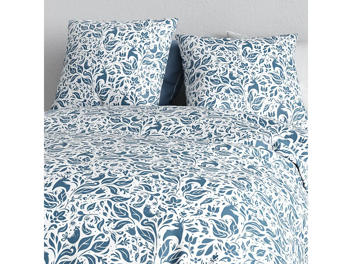 Parure housse de couette 240x220cm + 2 taies motif bucolique bleu 100% coton - BULMA