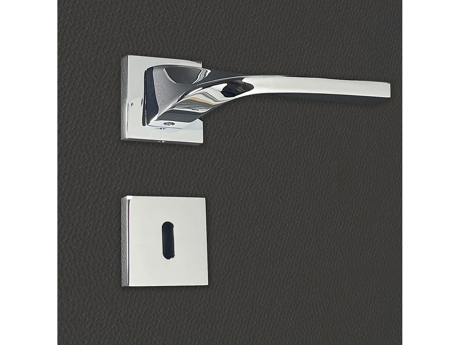 Poignée de porte design à clé finition aspect chrome brillant Angela - KATCHMEE - KatchMee