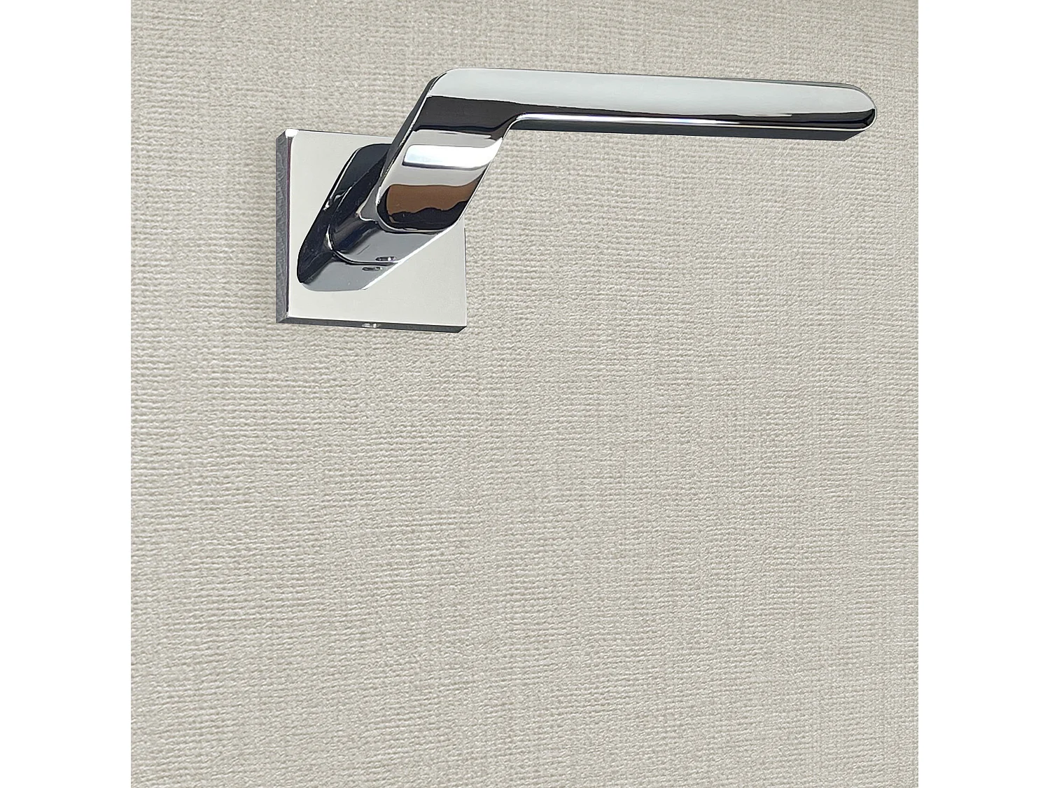 Poignée de porte design finition aspect chrome brillant Luana - KATCHMEE - KatchMee