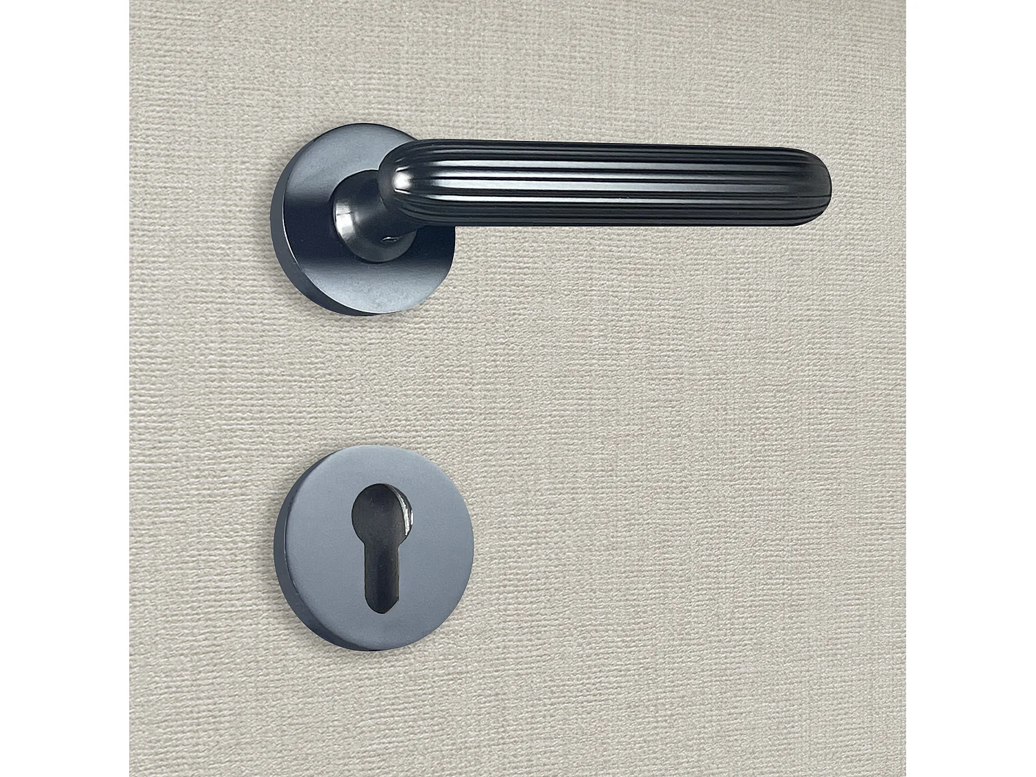 Poignée de porte design à cylindre finition aspect noir mat Davia - KATCHMEE - KatchMee