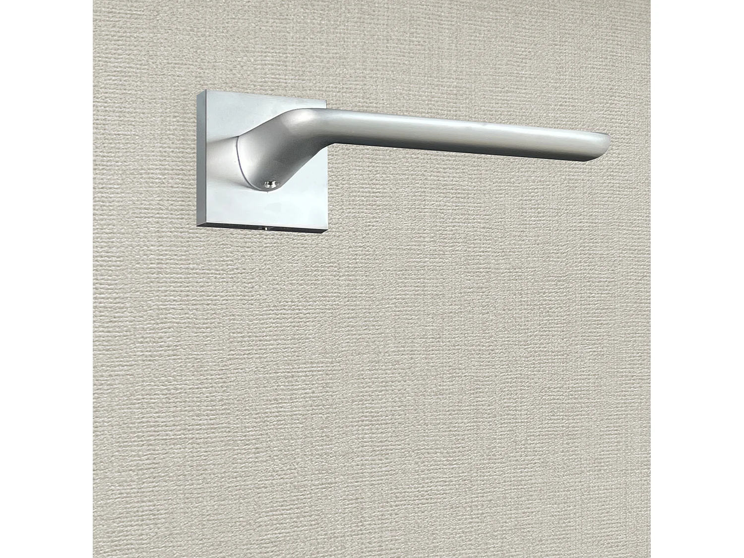 Poignée de porte design finition aspect chrome mat Agata - KATCHMEE - KatchMee