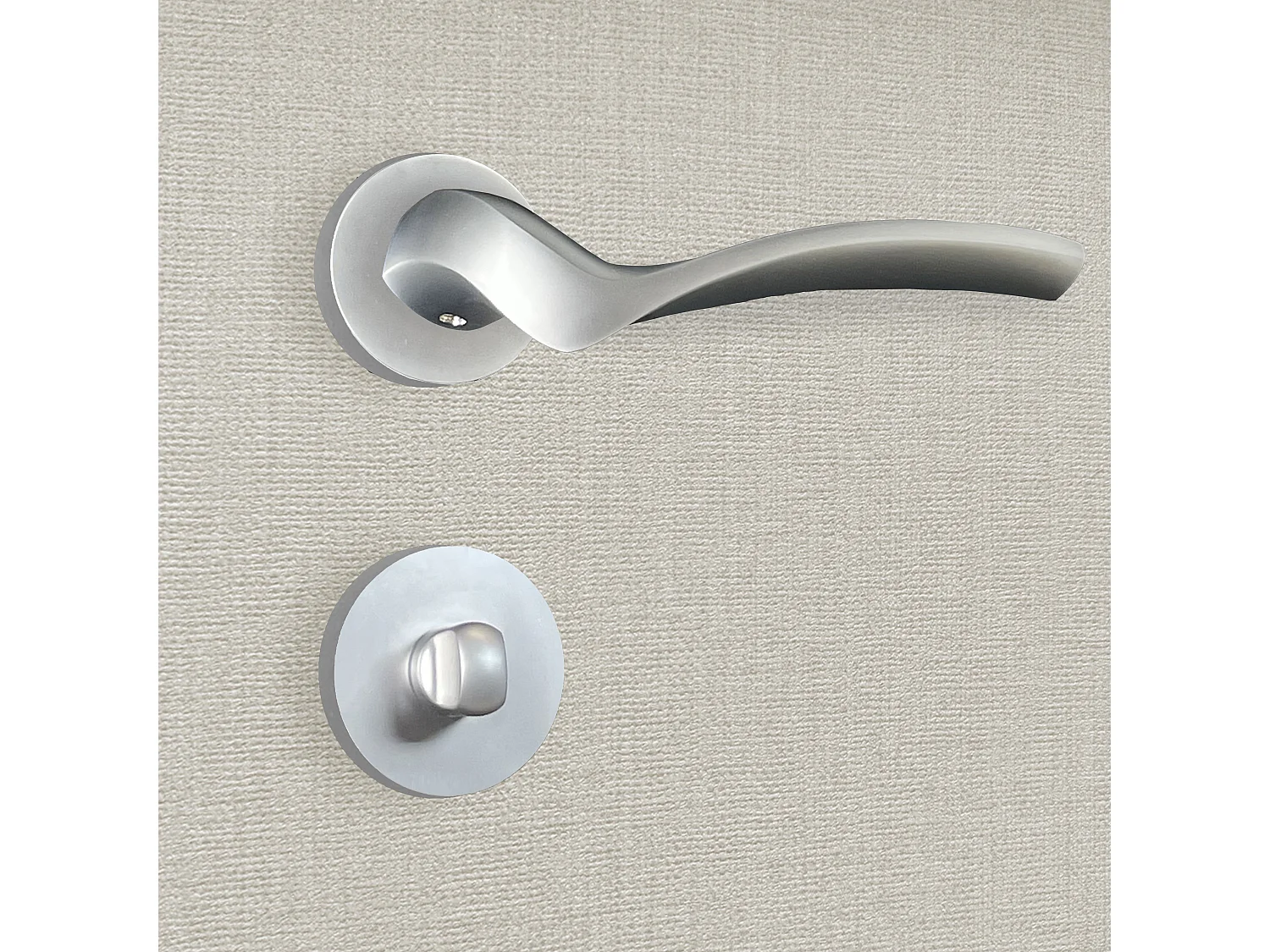 Poignée de porte design à condamnation finition aspect chrome mat Carla - KATCHMEE - KatchMee