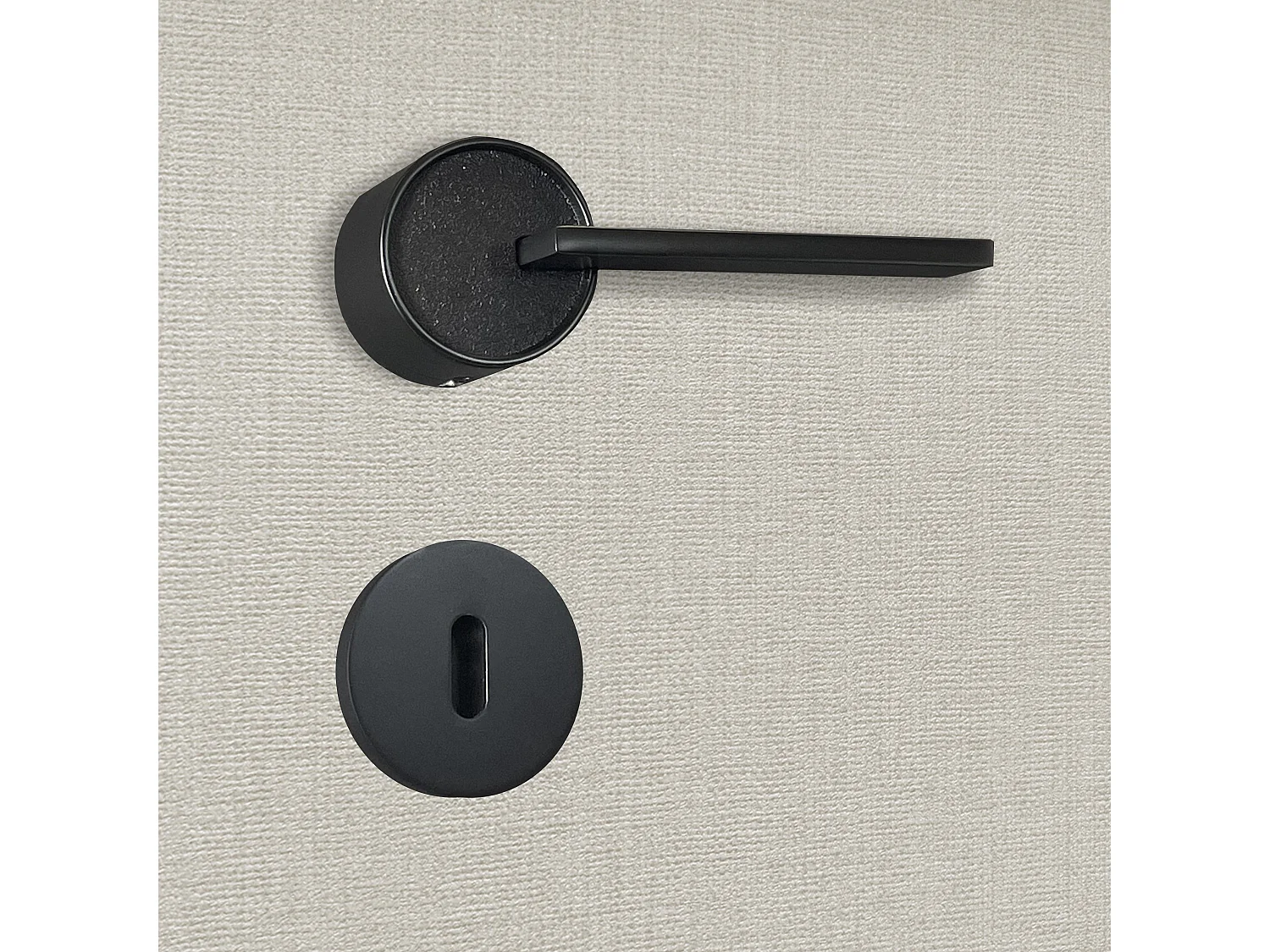 Poignée de porte design à clé finition aspect noir mat Alma - KATCHMEE - KatchMee