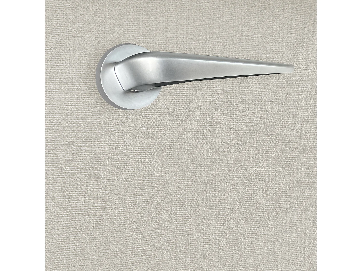 Poignée de porte design finition aspect chrome mat Alissia - KATCHMEE - KatchMee