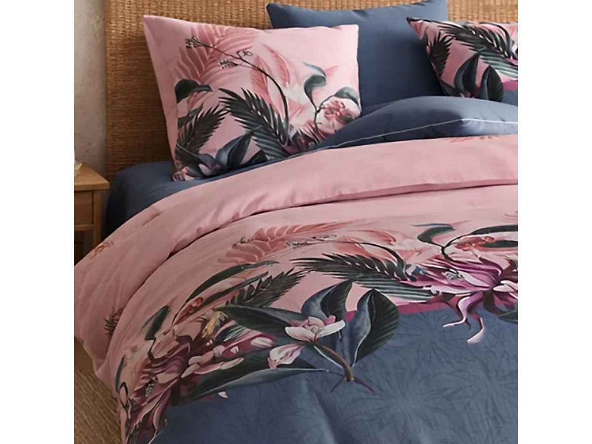 Parure housse de couette 240x220cm + 2 taies motif floral bleu et rose 100% coton - BLUM