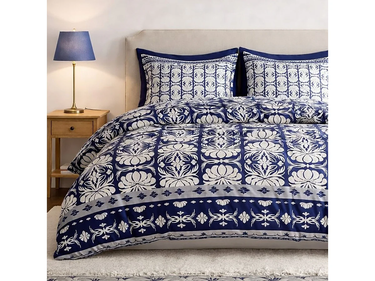 Parure housse de couette 260x240cm + 2 taies motif fleurs bleu et blanc 100% coton - LIZIO