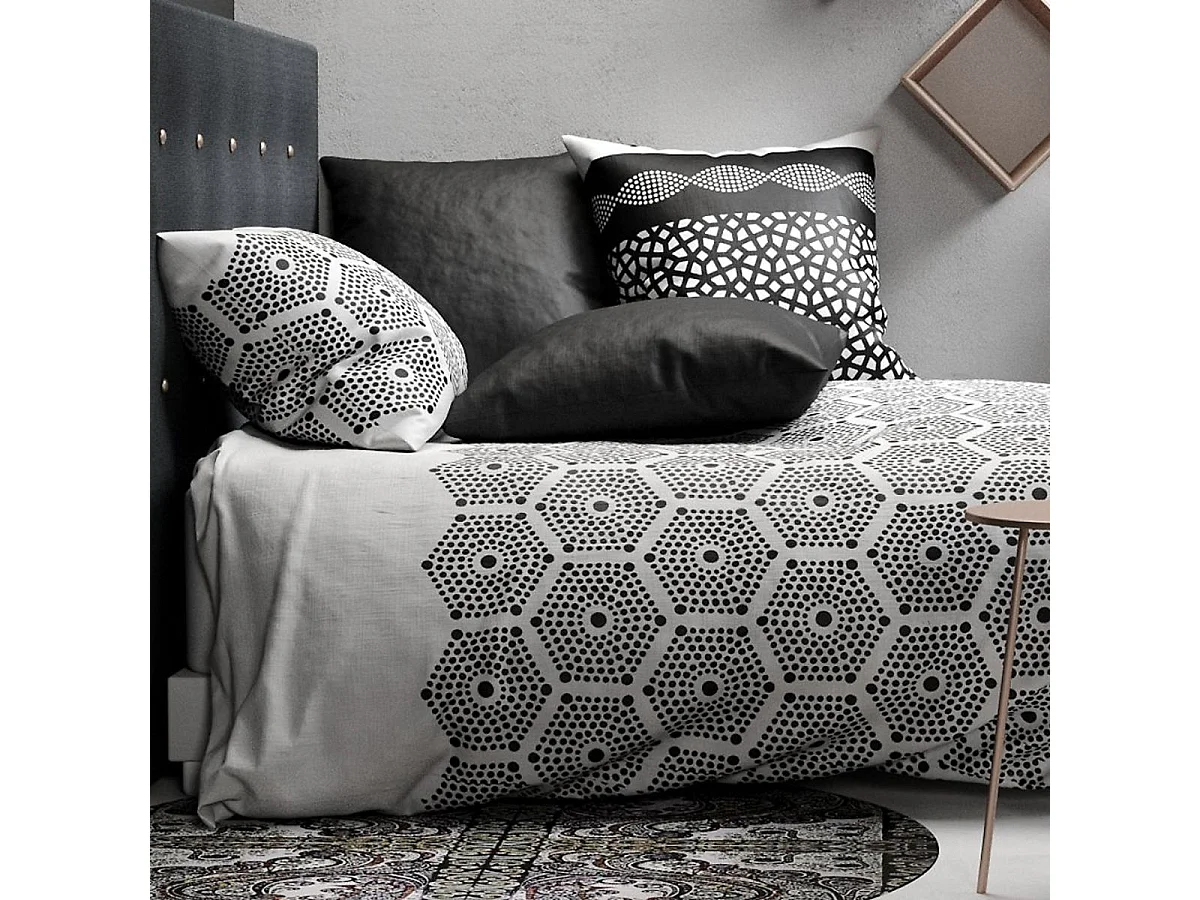 Parure housse de couette 260x240cm + 2 taies motif graphique gris perle et noir 100% coton - NAZIM