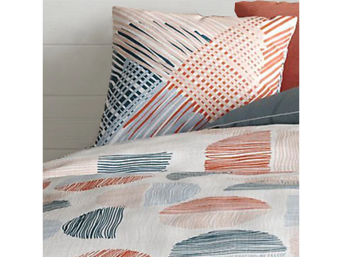 Parure housse de couette 240x220cm + 2 taies motif graphique bleu et rouge 100% coton - ARLY