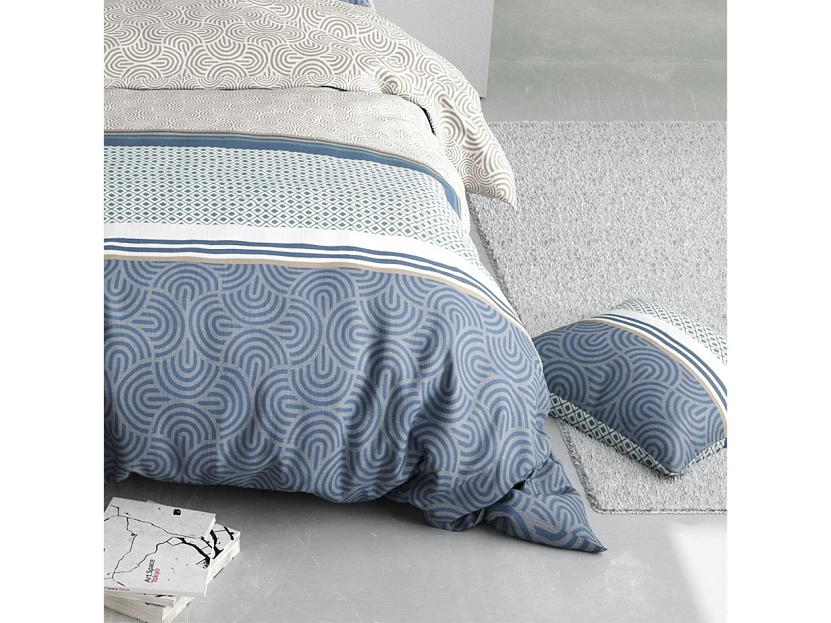 Parure housse de couette 260x240cm + 2 taies motif graphique bleu et taupe 100% coton - SOLIA