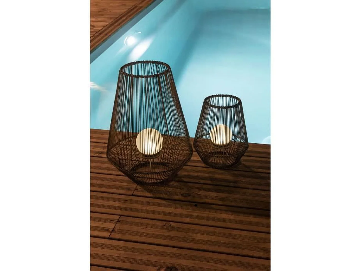 Decoratieve solarlantaarn met parelbol - GALIX - 30 - 10 lumen - 8 uur licht