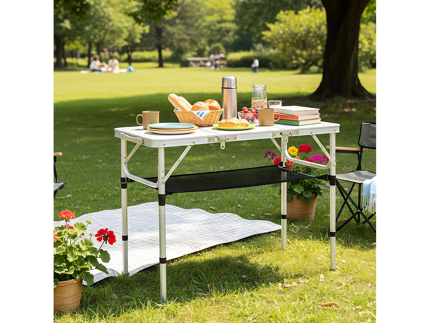 Foldable Aluminium Camping Table with Adjustable Height - Tri-Fold - Beige White
