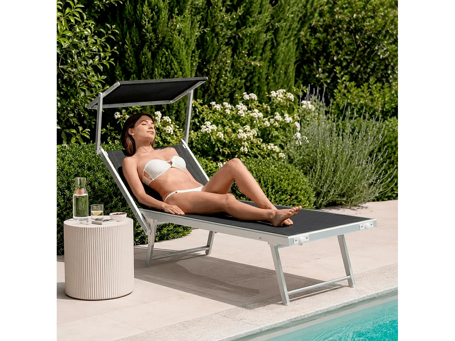 Lettino Prendisole Pieghevole Professionale Alluminio Textilene Tettuccio Orientabile Parasole Mare Spiaggia Piscina Giardino 182 x 60 x 38 Cm Nero