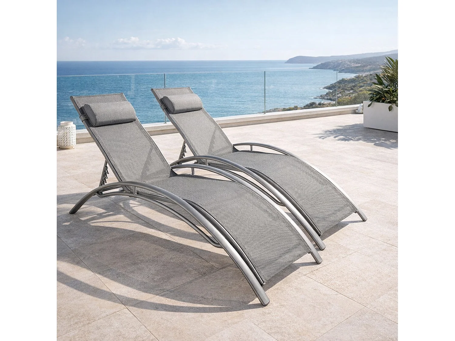 Set 2 Lettini Prendisole Moderni Da Giardino Con Schienale Reclinabile 5 Posizioni In Textilene Traspirante Per Relax Outdoor 59 x 158 x 81.5 Cm Grigio