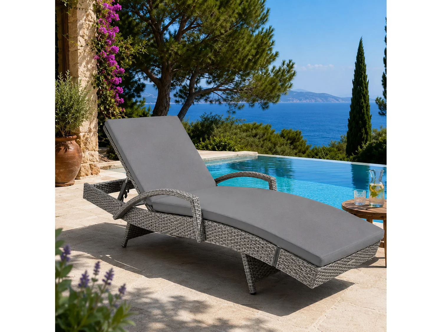 Lettino Relax Da Esterno In Polyrattan Con Braccioli Schienale Reclinabile E Materassino Imbottito Per Giardino Piscina E Terrazza 190 x 62 x 34 Cm Grigio