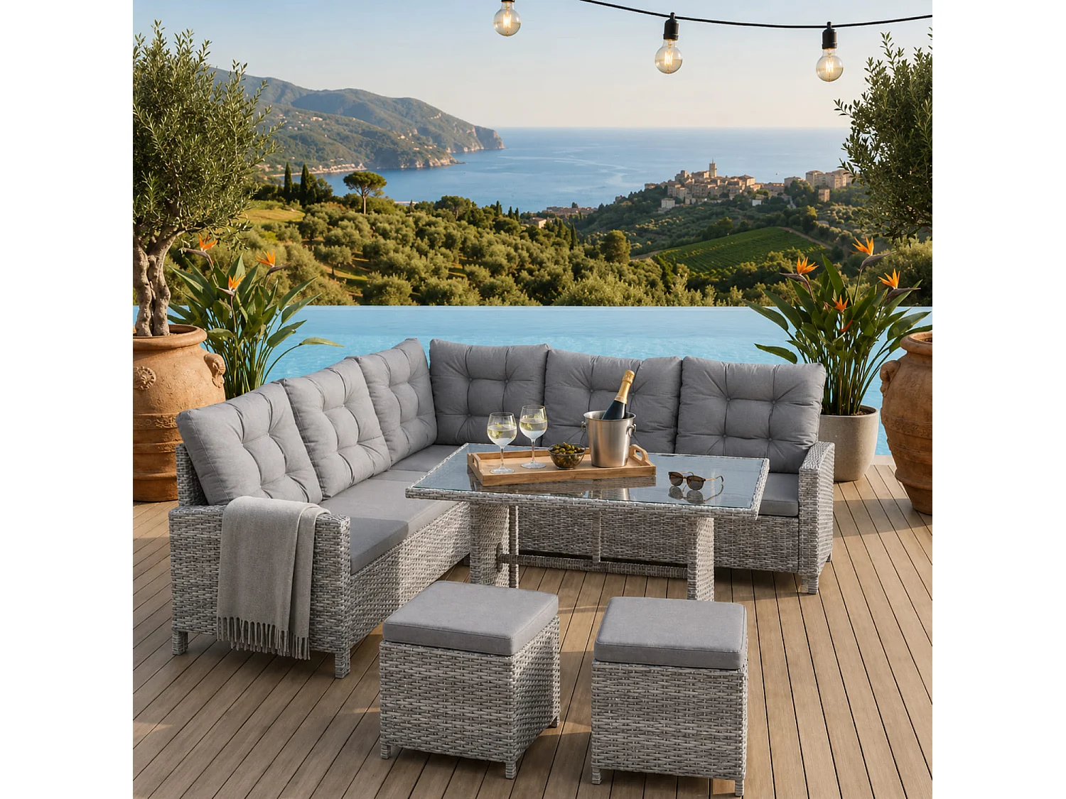 Set Conversazione Angolare In Polyrattan Con Tavolino A Doppio Piano In Vetro Due Pouf E Cuscini Comfort Per Terrazza Veranda Balcone Area Piscina Grigio