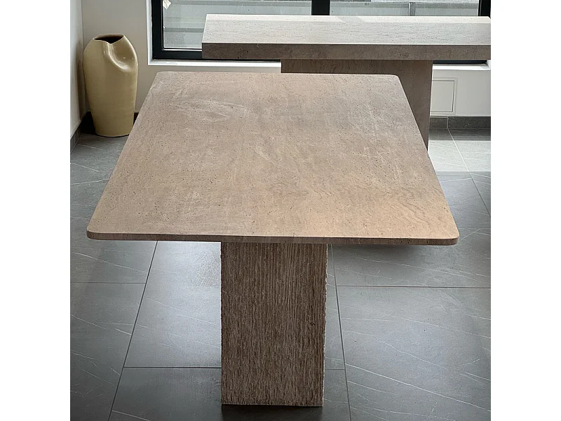 Table à manger RUSTIK en Travertin