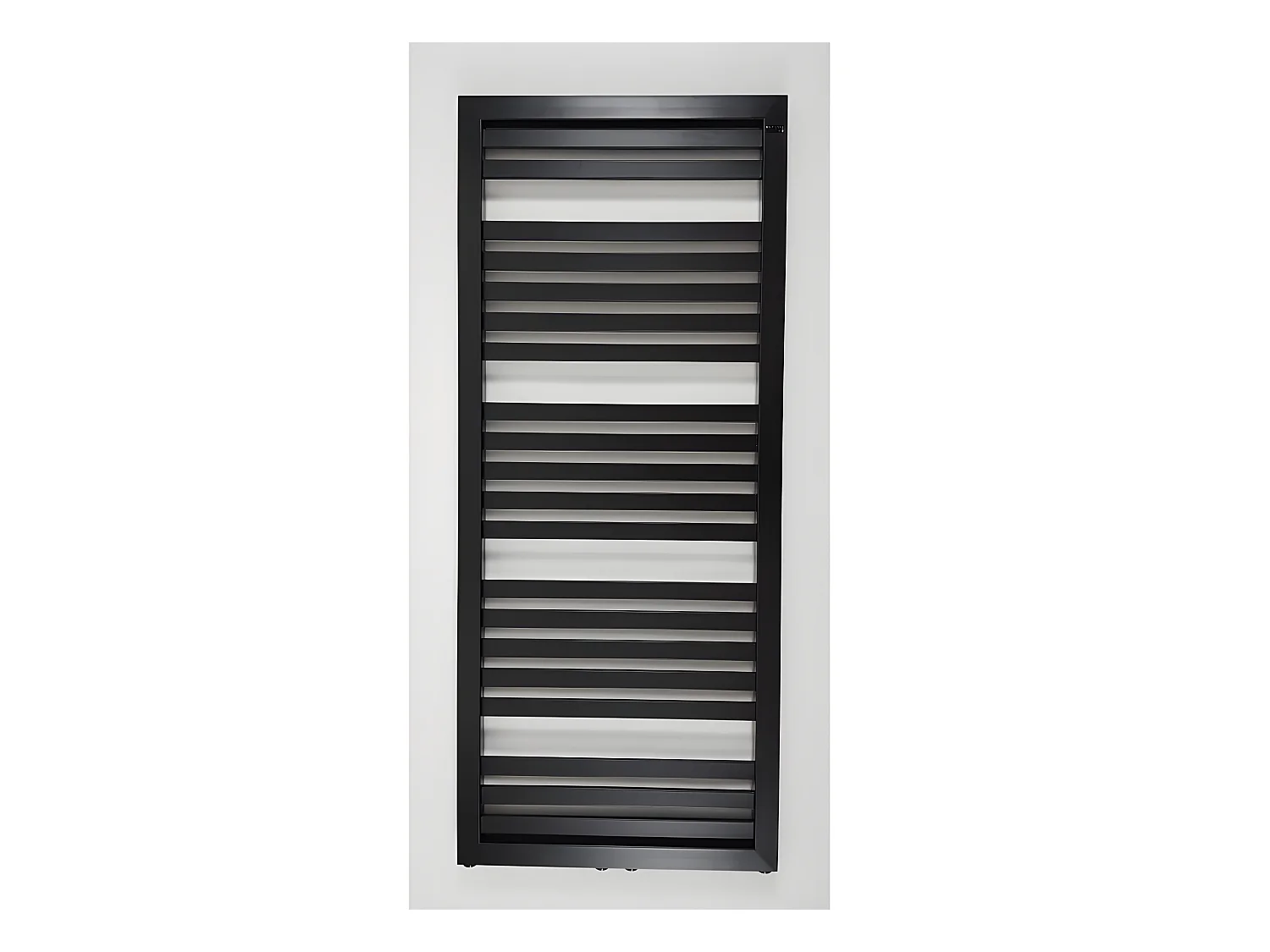 Radiateur sèche-serviettes eau chaude design KLEA 128 x 54 cm noir mat