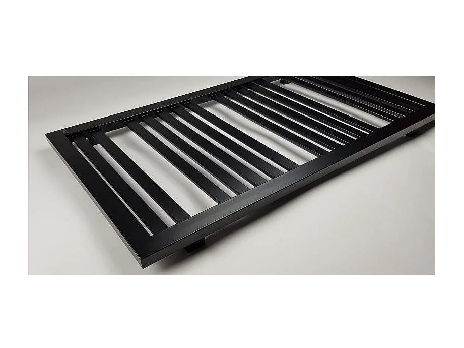 Radiateur sèche-serviettes eau chaude design KLEA 128 x 54 cm noir mat