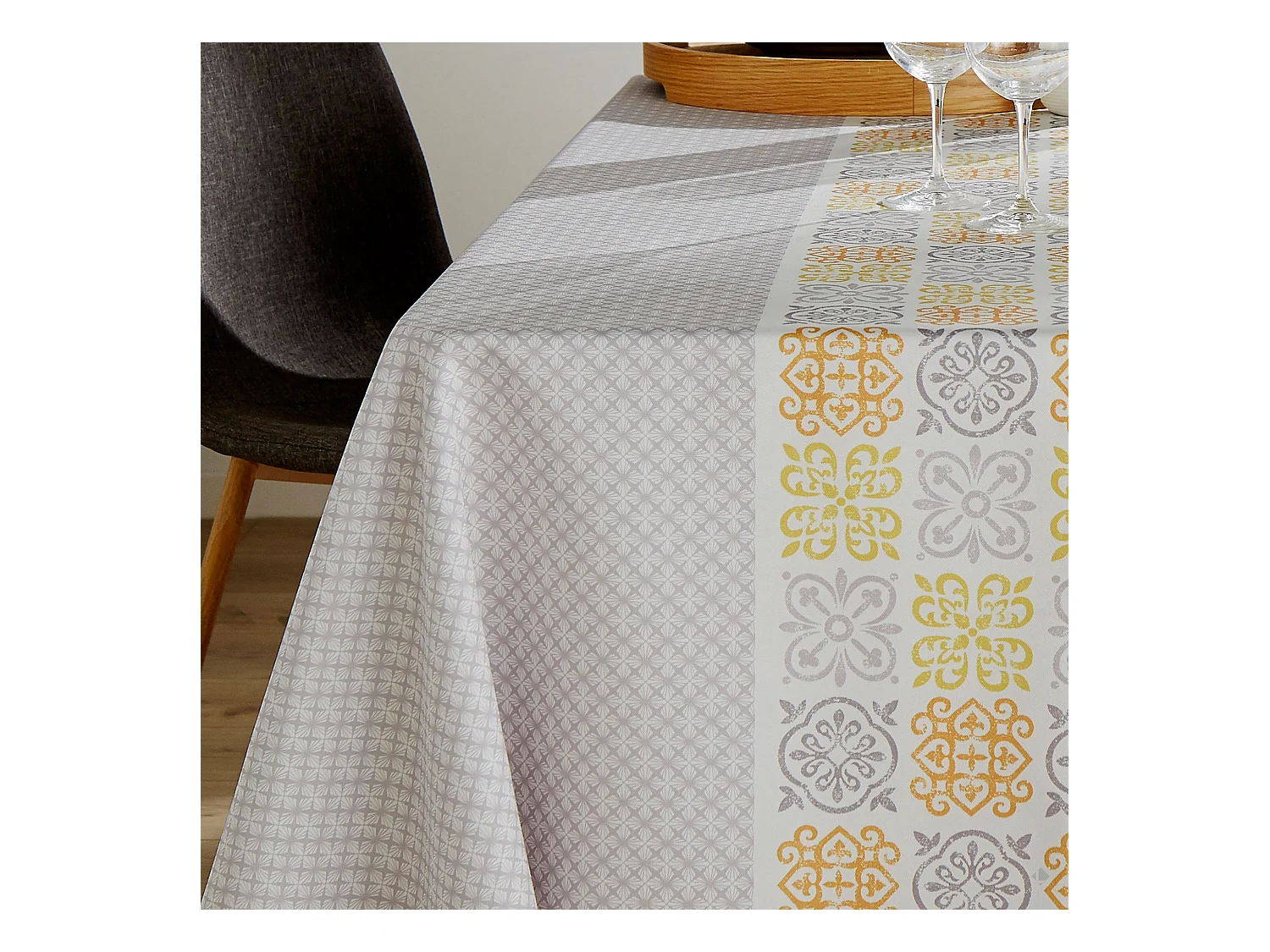 Nappe carrée 170x170 cm imprimée 100% polyester CARO géométrique gris
