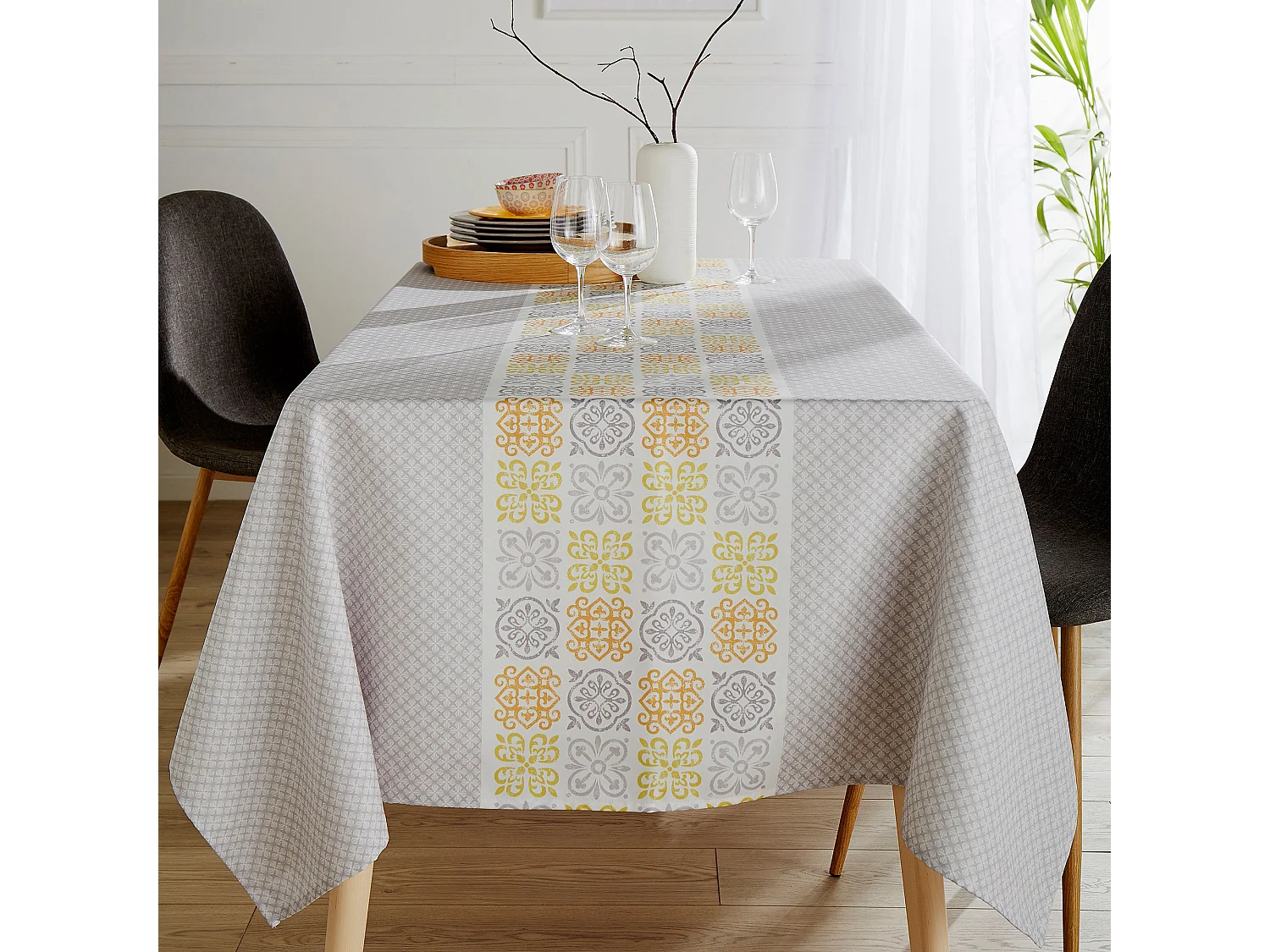 Nappe carrée 170x170 cm imprimée 100% polyester CARO géométrique gris