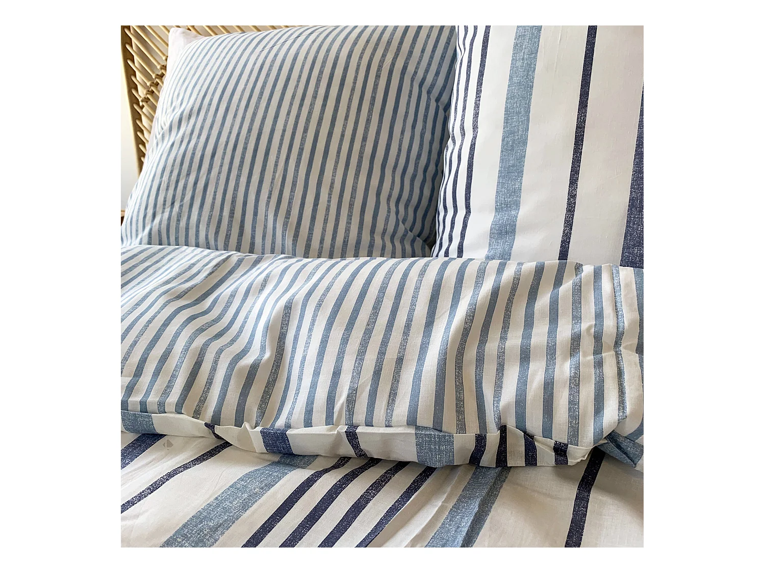 Parure de lit 240x220 cm coton + lyocell CALANQUE Bleu